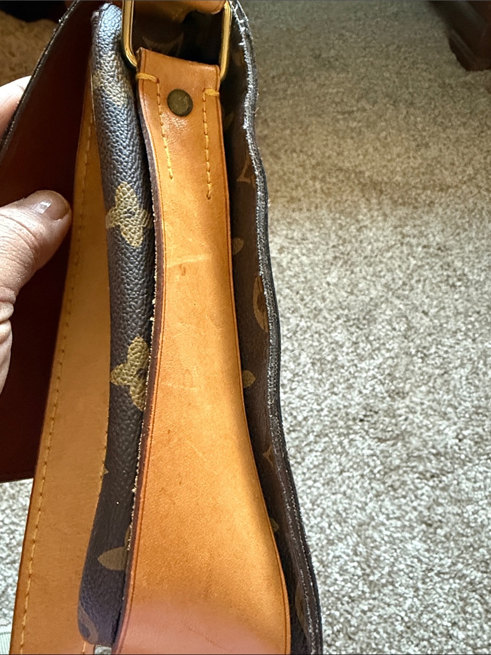 Louis Vuitton Monogram Canvas Messenger Bag with Tan Trim - Picture 5 of 6